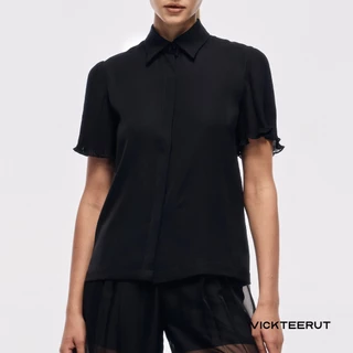 VICKTEERUT Re-Edition Pleated Sleeve Shirt เสื้อเชิ้ตแขนสั้น แขนพลีท