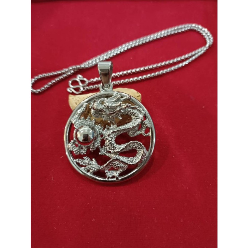 สร้อยคอ พร้อม จี้มังกร สีเงิน ทรงกลม ขนาด 4 cm สร้อยคอความยาว 40 cm สินค้าลดราคา เคลียร์สต๊อก