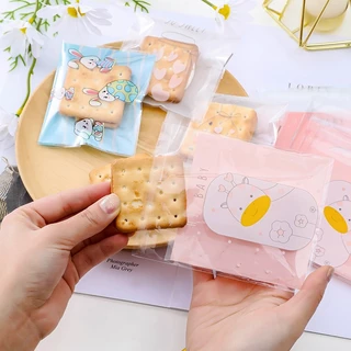 [ถูกมาก ขายดี !] ถุงฝากาว 10*10 ซม แพคละ95-100 ใบ ใส่บราวนี่และคุกกี้ต่างๆ