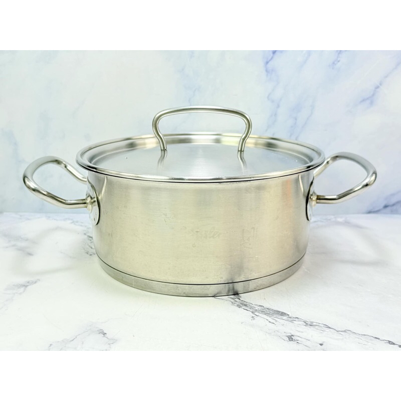 หม้อสองหูพร้อมฝาปิด Stainless ยี่ห้อ Fissler Made in Germany ขนาด 20x8.5cm. (bo : X15)