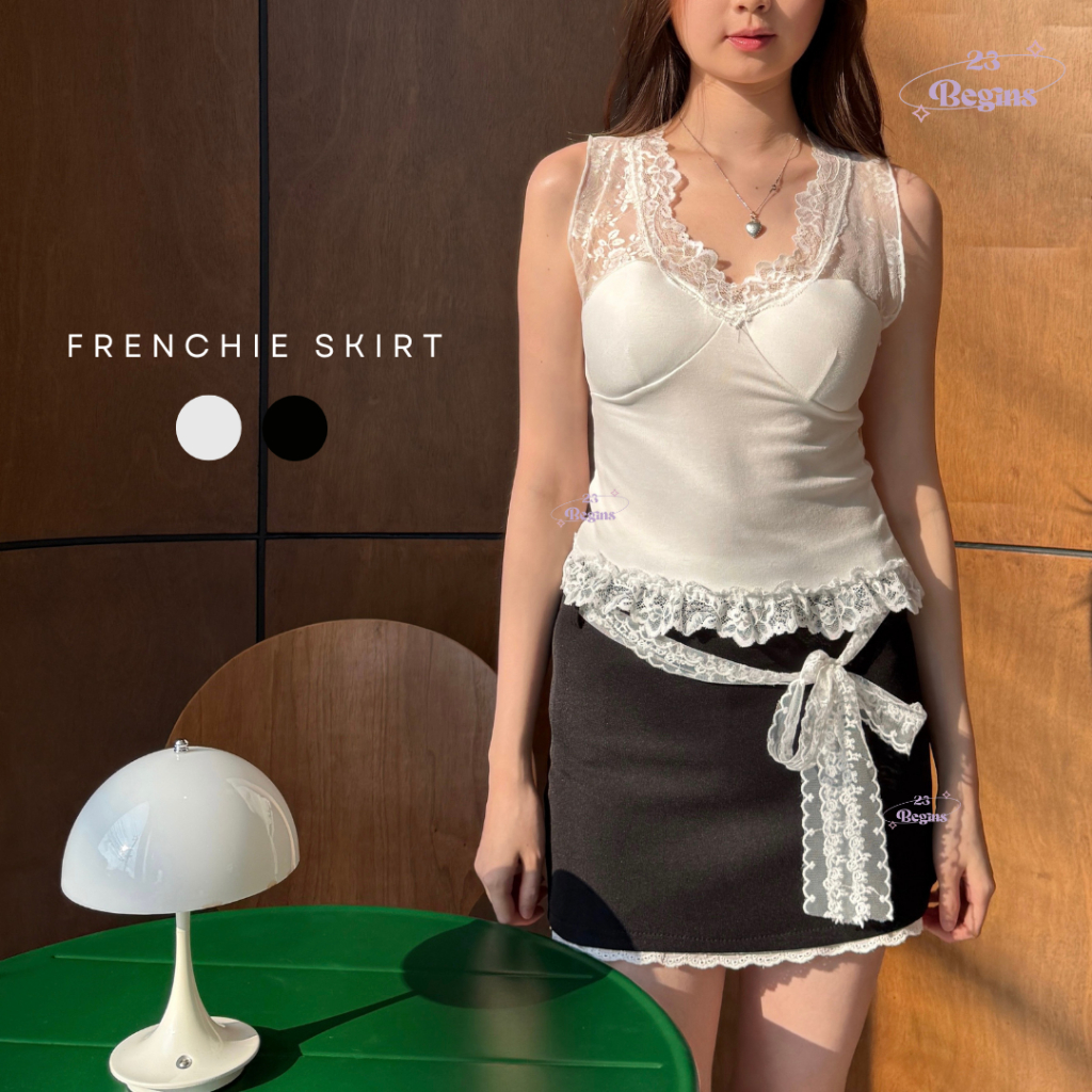 Frenchie Skirt กระโปรงเอวสูง ลูกไม้ (2502)