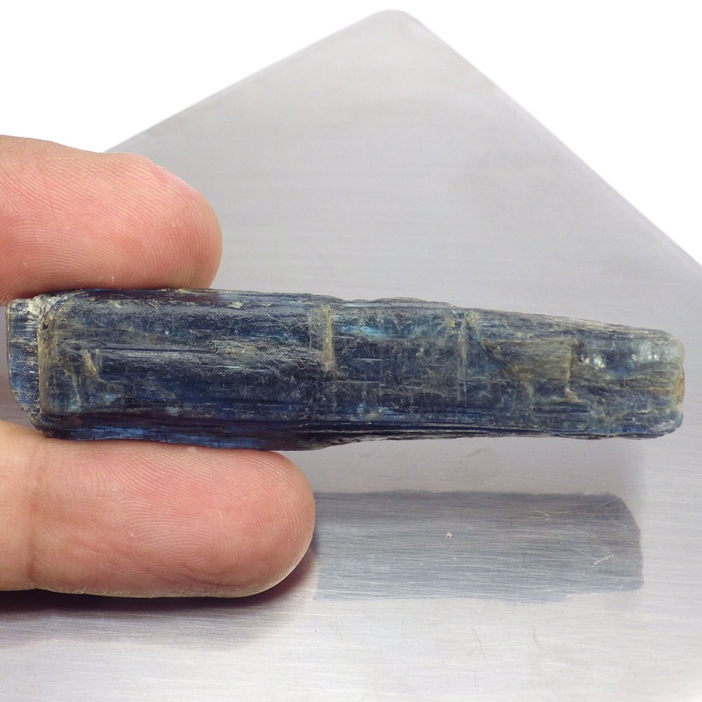พลอย ก้อน ไคยาไนท์ ดิบ แท้ ธรรมชาติ ( Unheated Natural Rough Kyanite ) หนัก 141 กะรัต