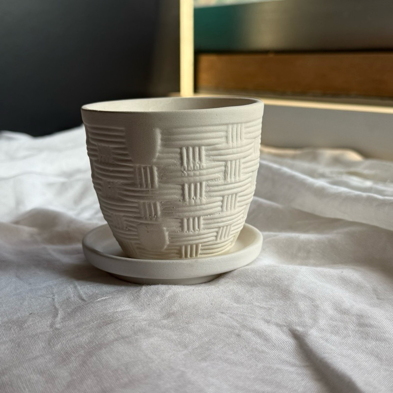 กระถางดินเผา 3 นิ้ว ลายสาน พร้อมจานรอง 6 ชุด