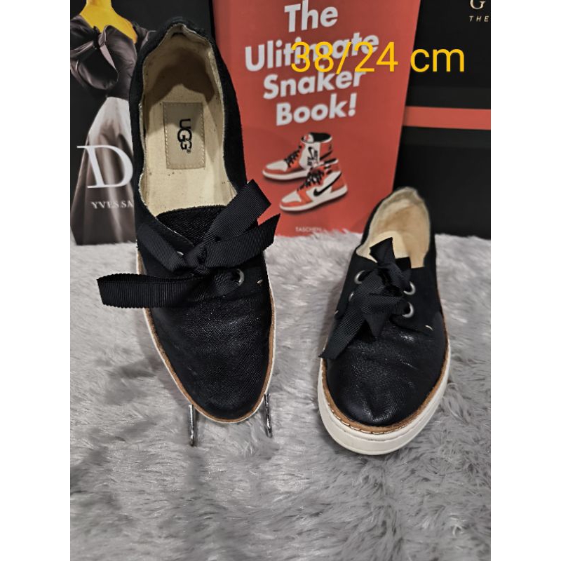 รองเท้าUGGงานมือสองงานตู้ญี่ปุ่น