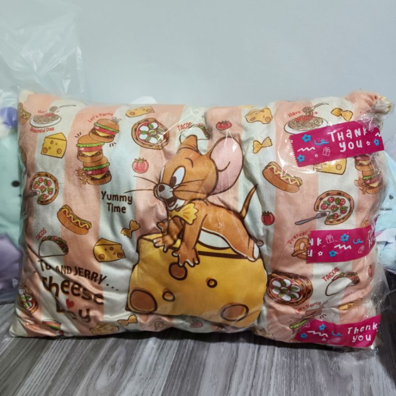 หมอน Jerry ป้าย Tom and Jerry