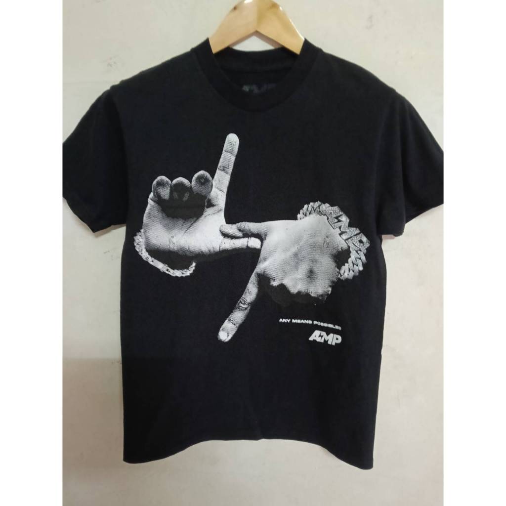 เสื้อ AMP Bolt Hands. U.S.A.