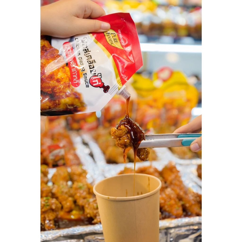 ซอสเคลือบไก่ 1000 กรัม ตรา เพียวฟู้ดส์ ซอสไก่ทอดเกาหลี ซอสไก่ทอด ซอสเผ็ดคูณ2 ซอสไก่เผ็ดเกาหลี thumbnail 6