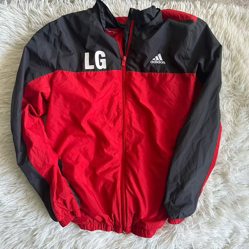 เสื้อแจ็คเก็ต adidas สีแดง ของแท้100000%