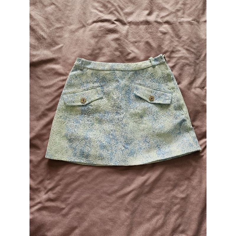 ส่งต่อกระโปรง lynaround ไซส์xs