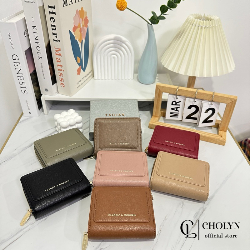 กระเป๋าเงินใบสั้น2 พับ ไตเลี่ยน หนังสวย ของแท้ พร้อมกล่องของขวัญ รหัส T2204-010
