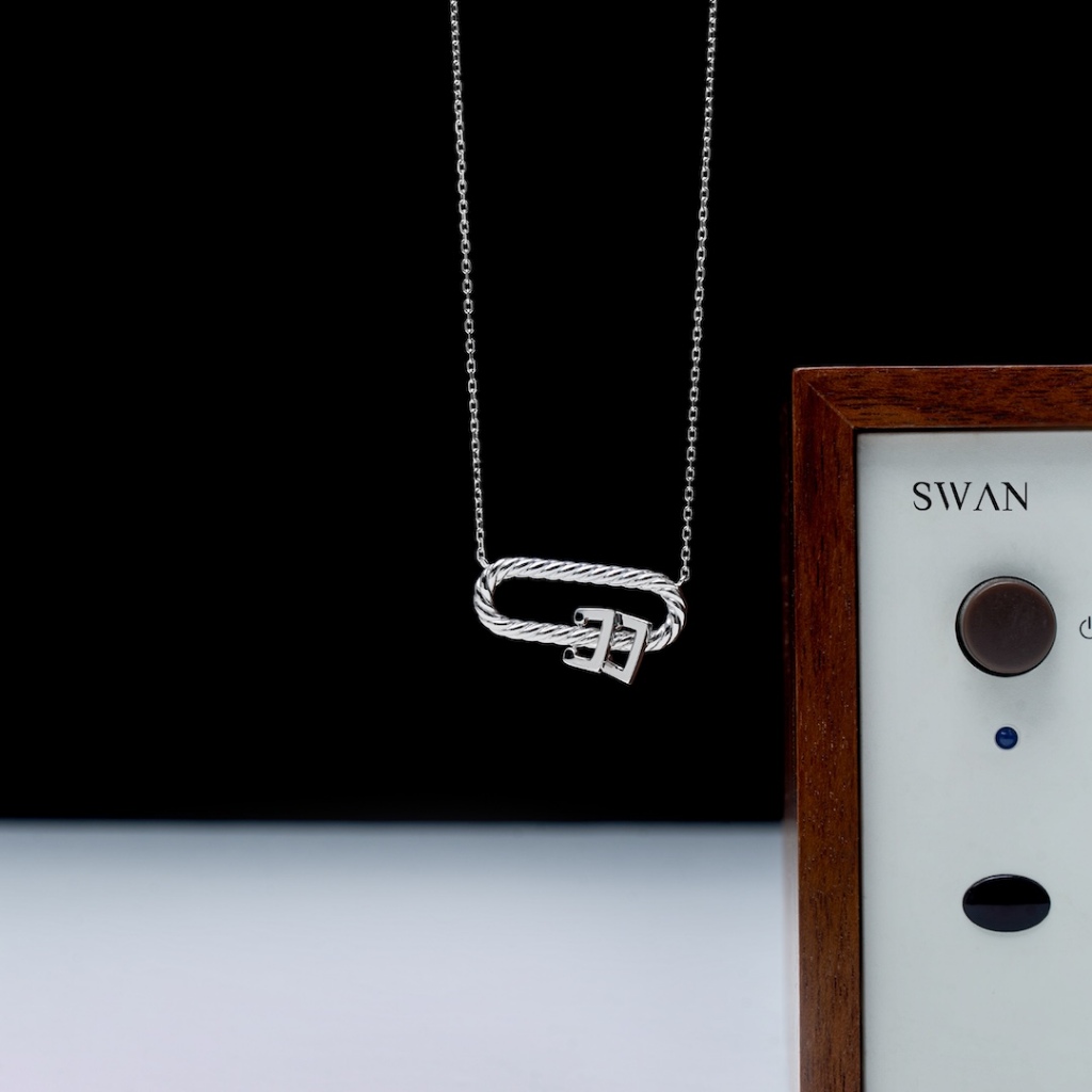 [ส่งด่วนฟรี]SWAN - Wire SQ Necklace สร้อยคอเงินแท้พร้อมจี้ เรียบง่าย แต่เต็มไปด้วยดีเทลที่ลงตัว