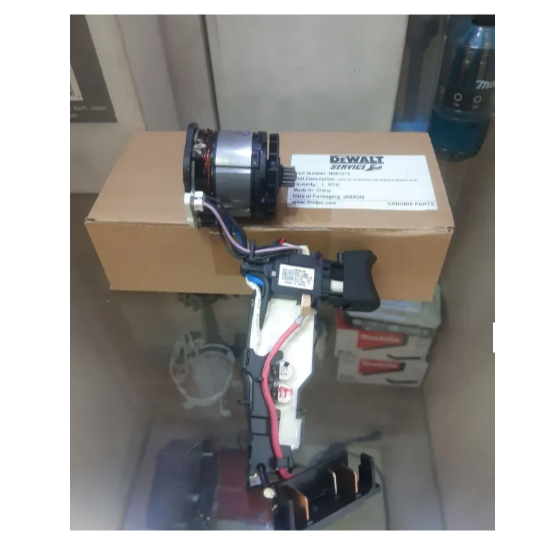 DEWALT อะไหล่มอเตอร์ พร้อมสวิทซ์ควบคุม พร้อมประกอบใช้งาน สว่านไร้สาย DCD706 DCD701 อะไหล่แท้ N681272