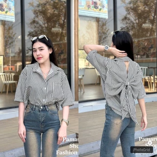 BEIIEW เสื้อเชิ้ตแขนสั้นลายริ้ว ทรงสวยมากๆ ดีเทลมีเว้าด้านหลังแต่งโบว์ใหญ่ เรียบหรู ดูแพงมากๆ ติดกระดุมจริงตามสีเสื้อสวย