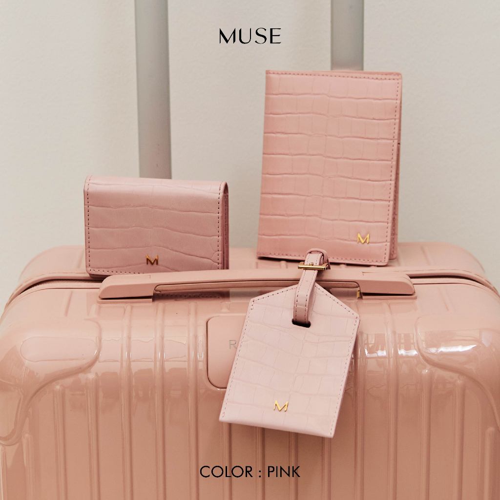 MUSE - Passport Holder