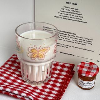 🦋พร้อมส่ง🌷 แก้วน้ำ แก้วมัทฉะ ลายผีเสื้อ ทิวลิป เป็นลายเส้นเก…