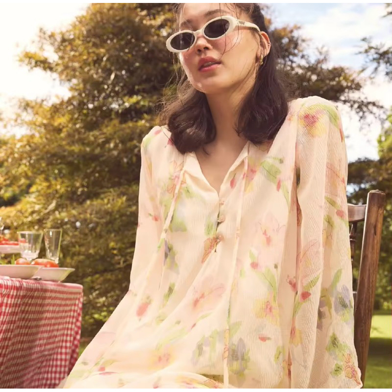 💖🐰🌷 Lookbooklookbook fly me to the moon sugar rose