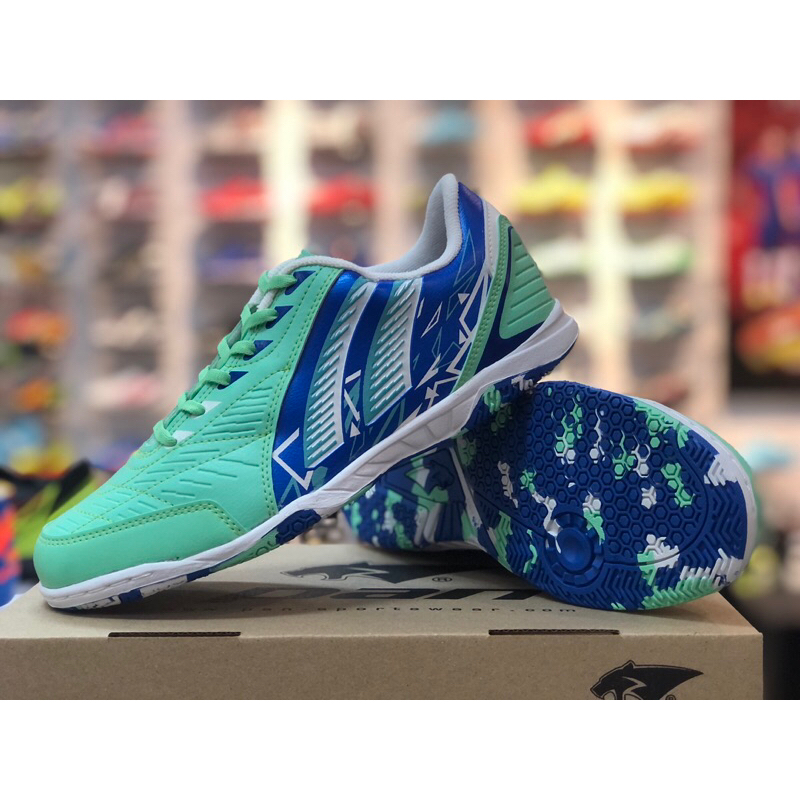 รองเท้าฟุตซอลเด็ก Pan nitro