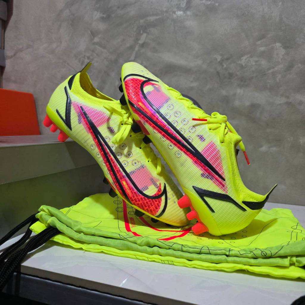 Nike Motivation Pack Mercurial Vapor15 Elite AG-Pro รองเท้าฟุตบอล ตัวท็อป ของแท้มือ1 ปุ่มหญ้าเทียม