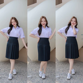 กระโปรงนักเรียน กระโปรงทรงแคบ มัธยมต้น-ปลาย ผ้ามันดีวาย สีกรมเข้ม - สีดำ กระเป๋าลับ ตีเกล็ด 5.5 นิ้ว