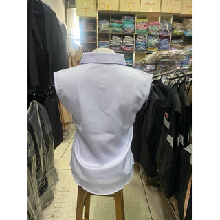 เสื้อแขนกุดใส่กับชุดปกติขาว สีโอโม่ ผ้ามันและผ้านักเรียน