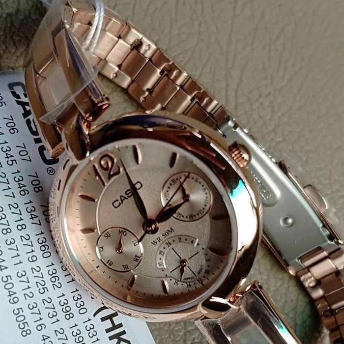 Casio นาฬิกาข้อมือผู้หญิง รุ่น LTP-E401PG-9AVDF Lady Watch