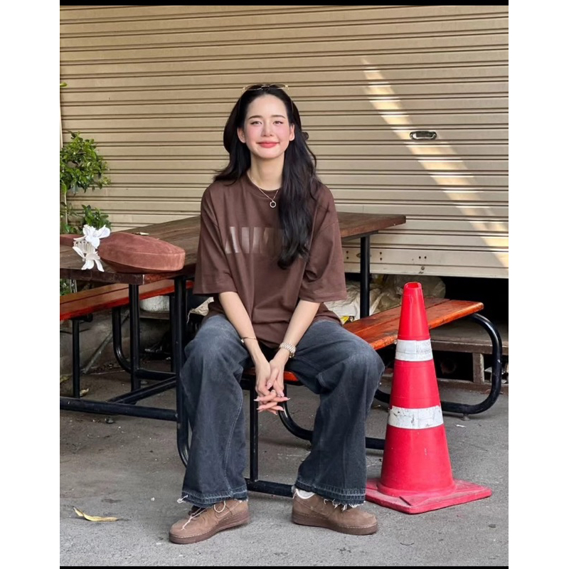 AIMER - AIMER Logo T-Shirt Tone on Tone เสื้อยืดโอเวอร์ไซส์ สกรีนลาย