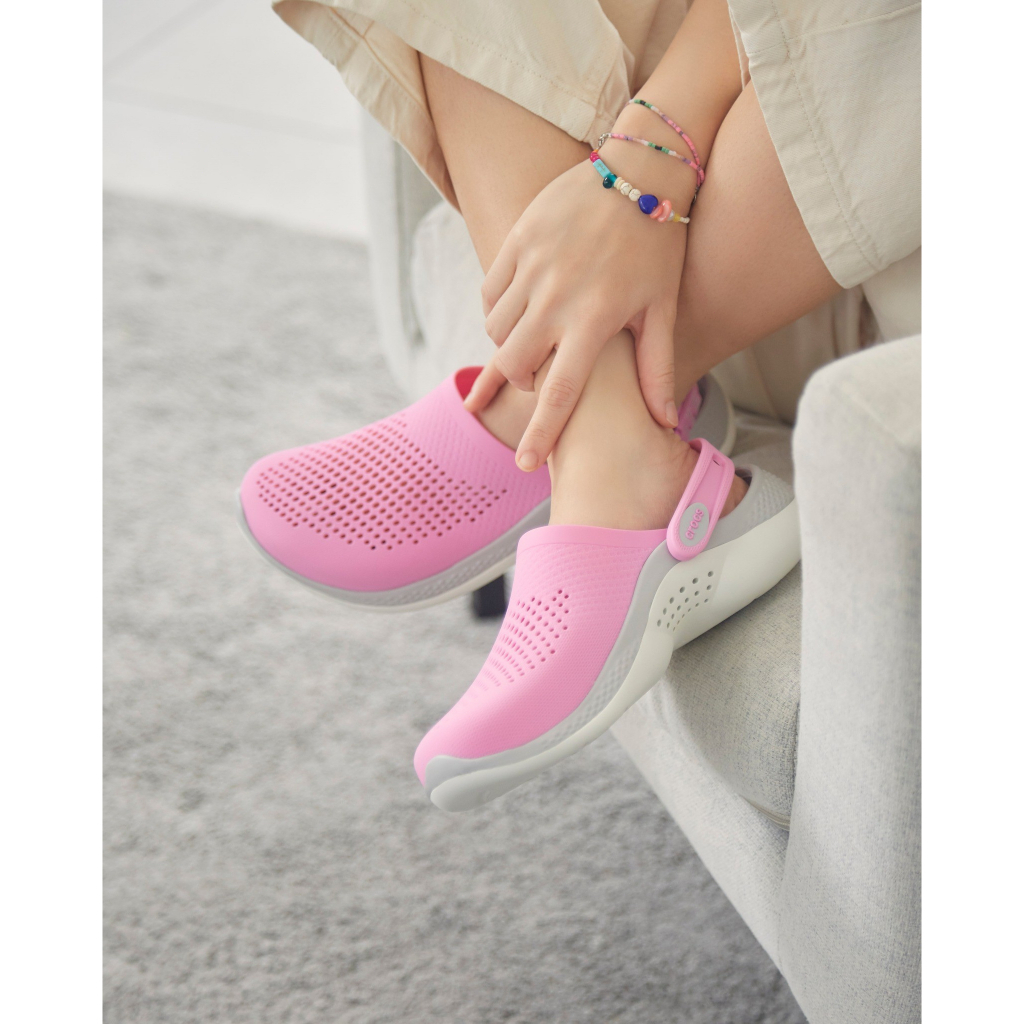 (สินค้าพร้อมจัดส่ง)Crocs Literide 360 Clog รองเท้าผู้ชายรองเท้าแตะขี้เกียจลําลองรองเท้าแตะกลางแจ้ง/แจกตัวติดรองเท้า