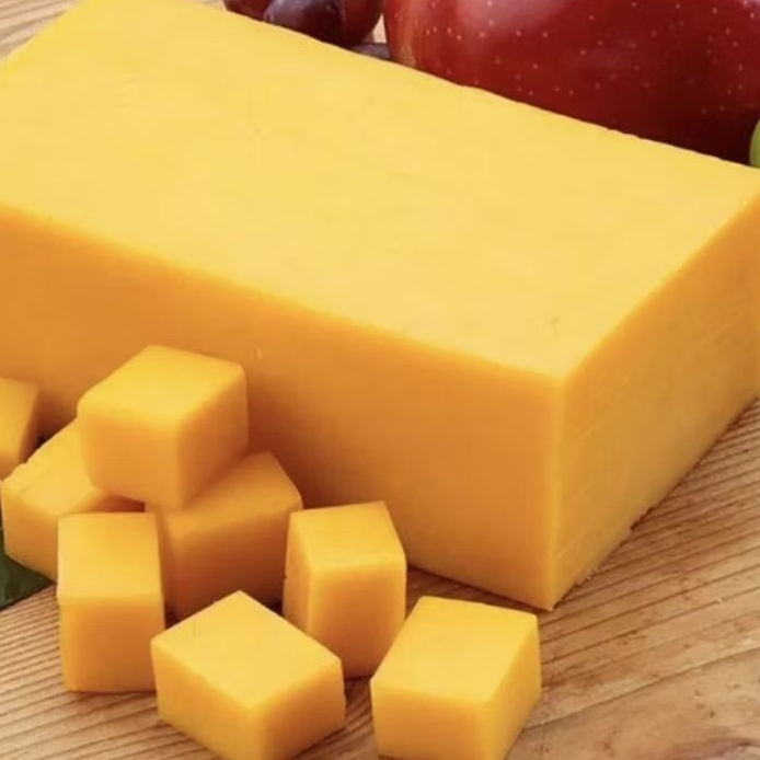 UK Double Gloucester Cheese Approx 320g - ดับเบิลกลอสเตอร์ชีส ชนิดตัดชิ้นขนาด 320กรัม.