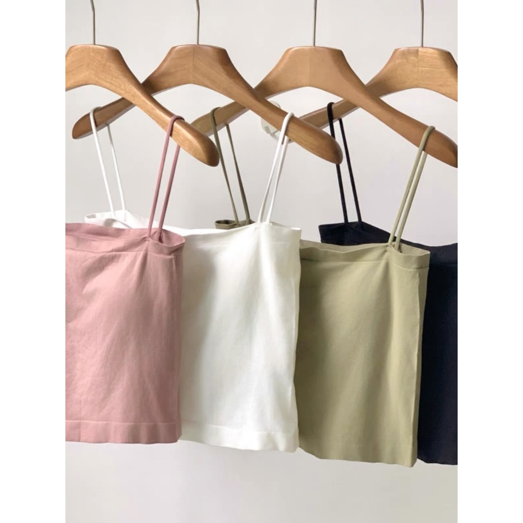 เสื้อยืด เสื้อสายเดี่ยว ผ้าไหมน้ำแข็ง มีฟองน้ำในตัว ฟรีไซส์ นุ่ม บาง ระบายอากาศดี ผ้านิ่ม ระบายอากาศ