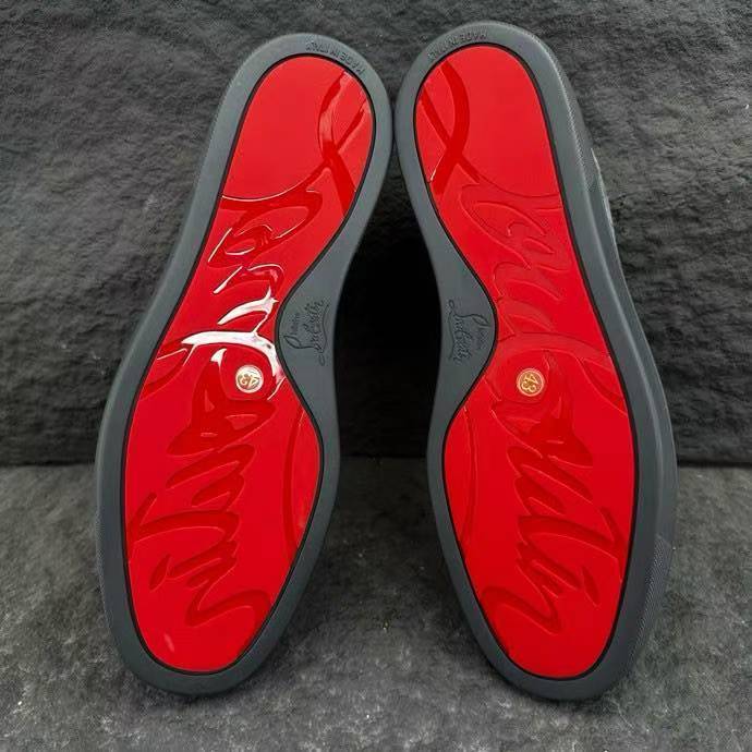 Christian Louboutin  Vieira Spikes red sole leather casual sports shoes for men and women 598
