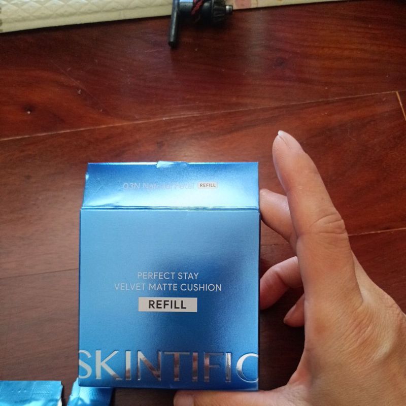 ส่งต่อ skintific perfect stay velvet matte cushion refill สี 03n natural petal ลองไปครั้งเดียว สีขาว