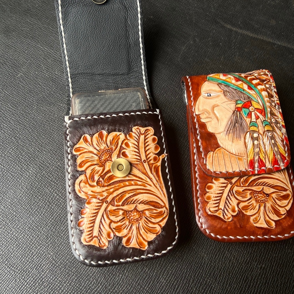 กระเป๋าใส่มือถือ ใส่โทรศัพท์ แนวตั้ง หนังแท้ตอกลาย งานฝีมือHandmade