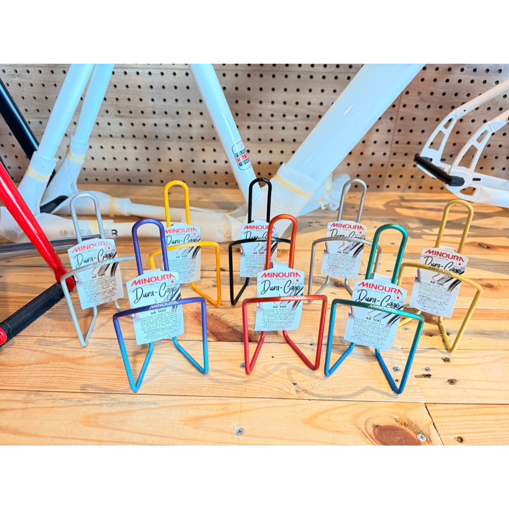 ขากระติก Minoura Dura cage AB100