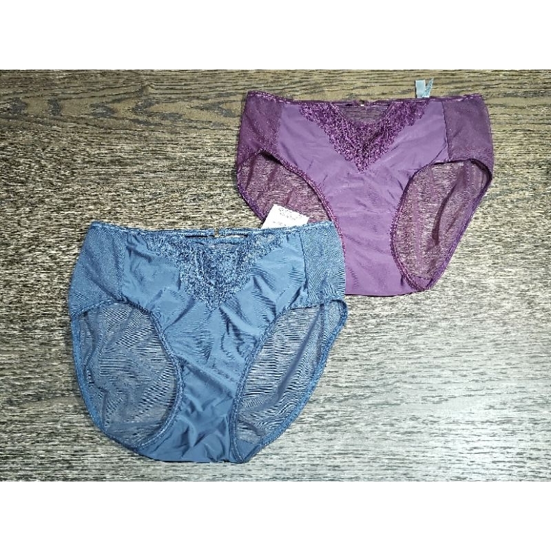 Wacoal Glam สุดหรู ป้าย 890 รุ่น WD8080 กางเกงในเอวสูง ยกกระชับ ลายลูกไม้ ไม่คัน ใส่สบาย