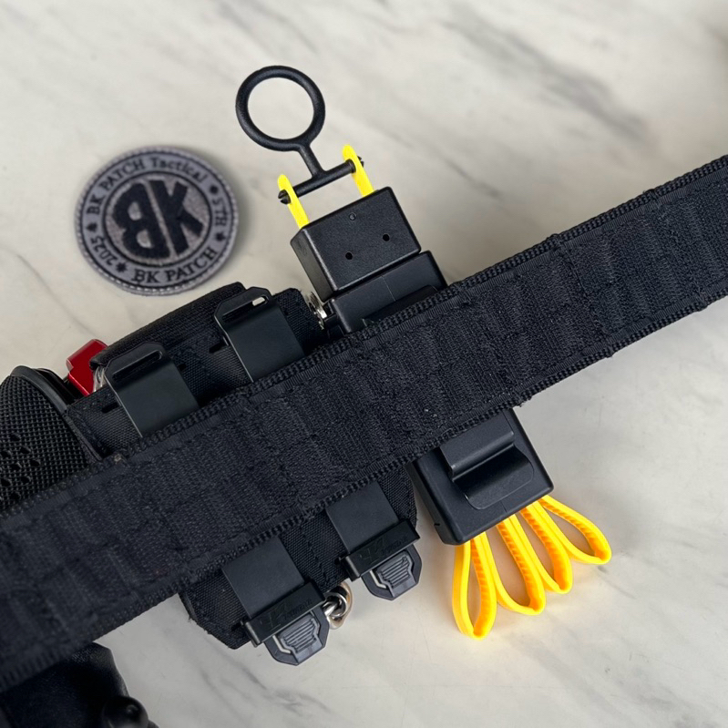 ชุดสายรัดข้อมือพร้อมซองโพลิเมอร์ 370บาท - รูปที่ 2