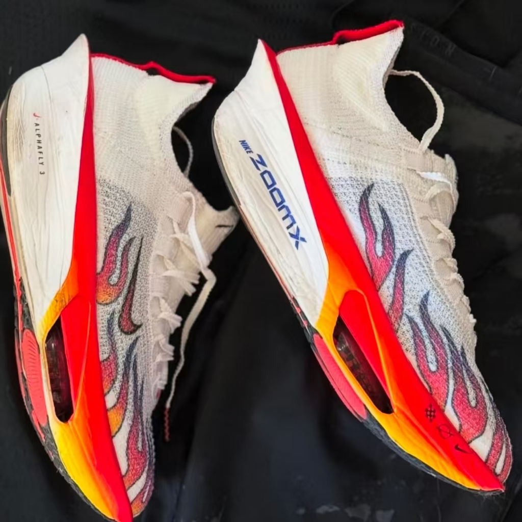 | ของแท้ 100 % |Nike Alphafly 3 HQ350HOO H7041-300 HF7356-900 FN7672-900 FD8315-103รองเท้าผ้าใบ