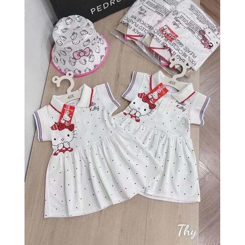 พร้อมส่งชุดเดรส KT พร้อมหมวก