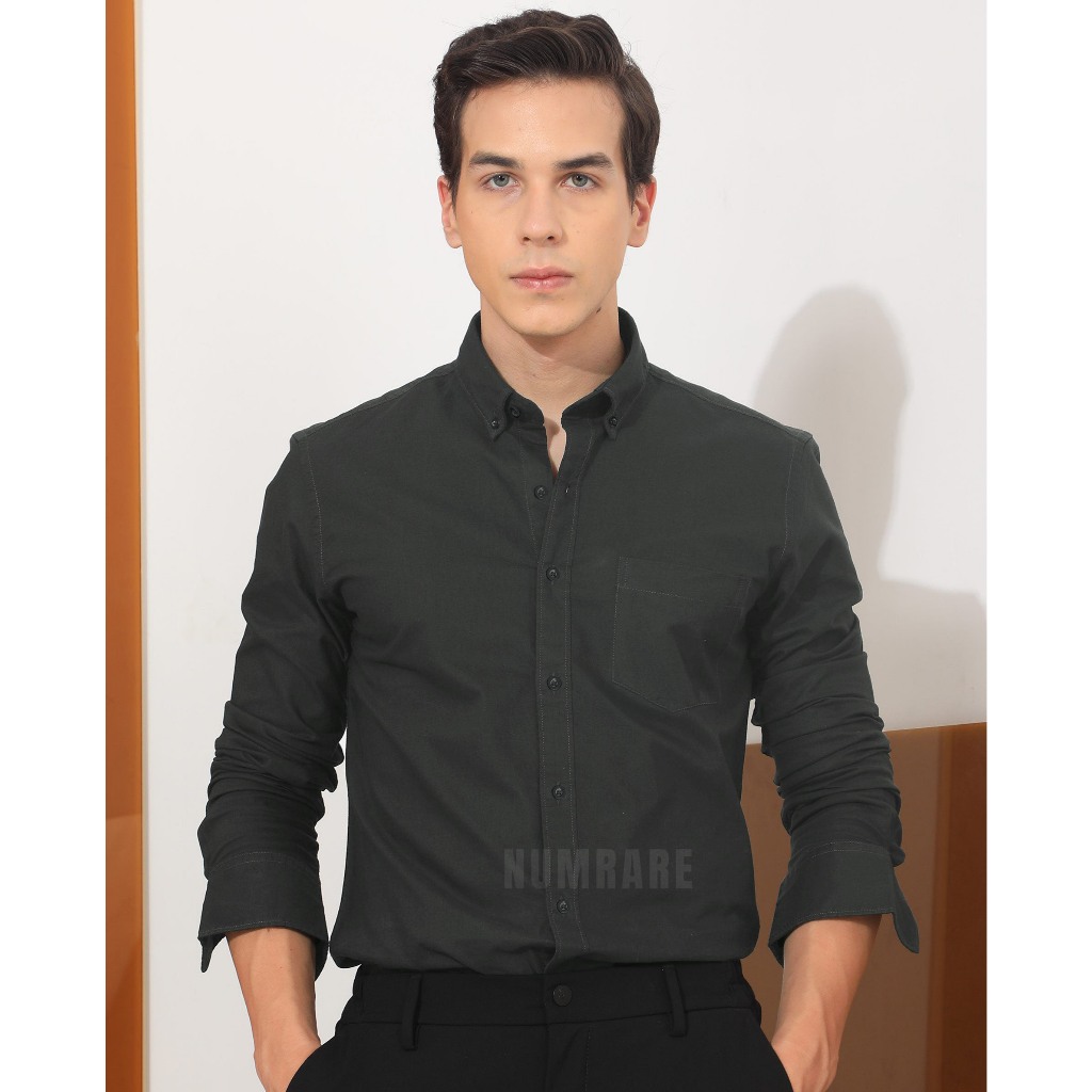 เสื้อเชิ้ตแขนยาวสีเทาดำ ผ้า Oxford ทรงเข้ารูป สลิมฟิต(slim fit) เสื้อเชิ้ตผู้ชาย