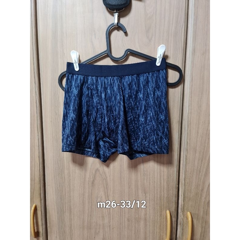 uniqlo airism  ใช้1ครั้ง ไซส์m26-33