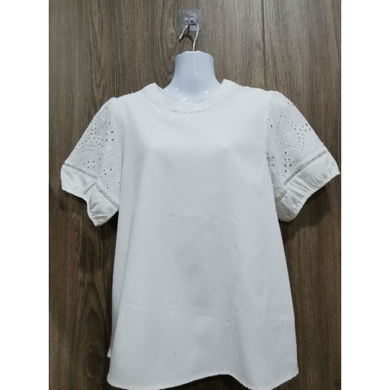 เสื้อ​ผู้หญิง​แบรนด์​Vonda