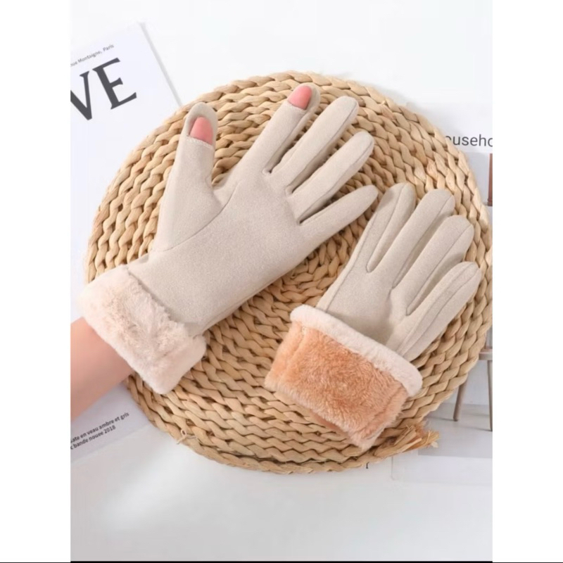 G02 Gloves Fur Rimmed ถุงมือกันหนา นิ้วเปิด - visa coat