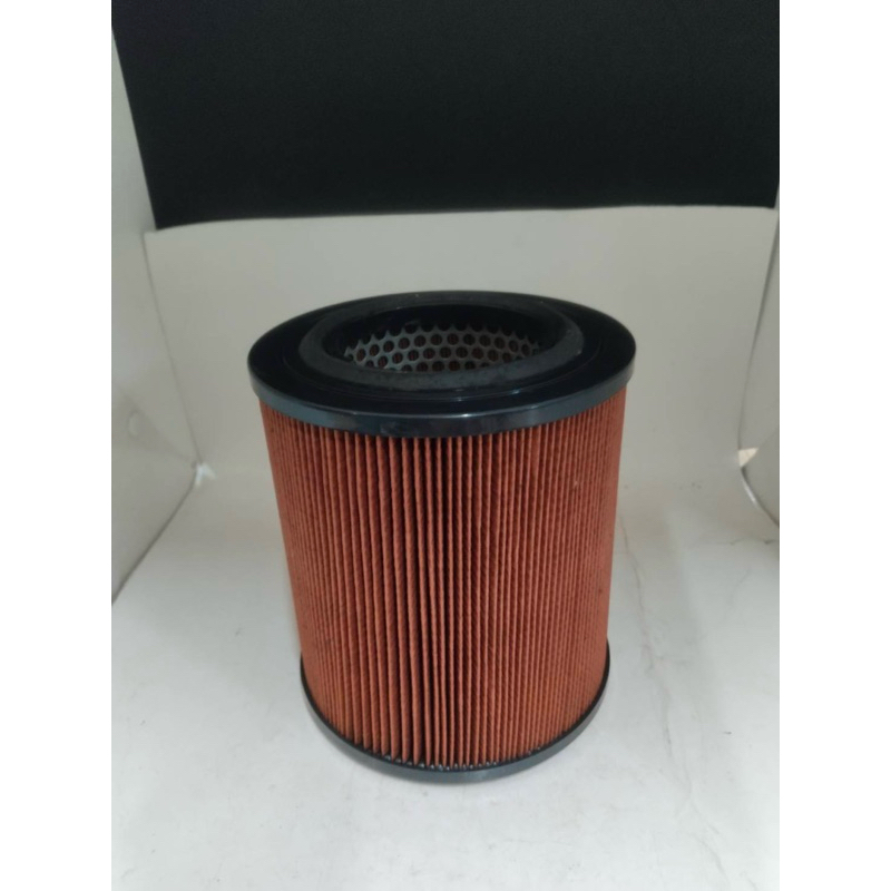 กรองอากาศมาสด้าไฟเตอร์  ทรงกลม กลาง 16 ซม วงใน 9 ซม.สูง 18 ซม.MAZDA FIGHTER WL31-13-Z40   ราคา  240 