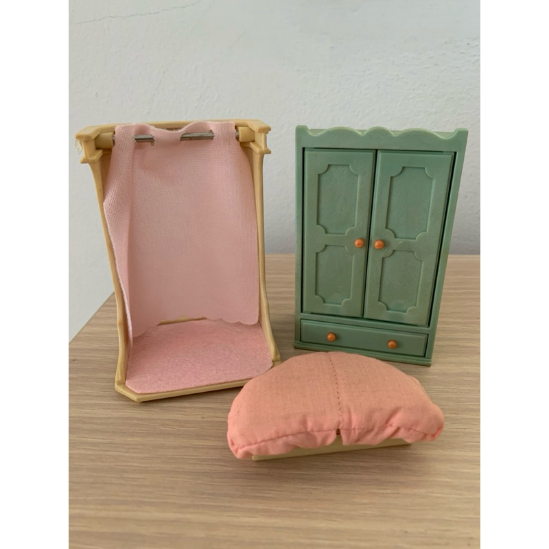 สินค้ามือสอง💥  Slyvanian Families ห้องแต่งตัว 🗄️ จากญี่ปุ่น 🇯🇵