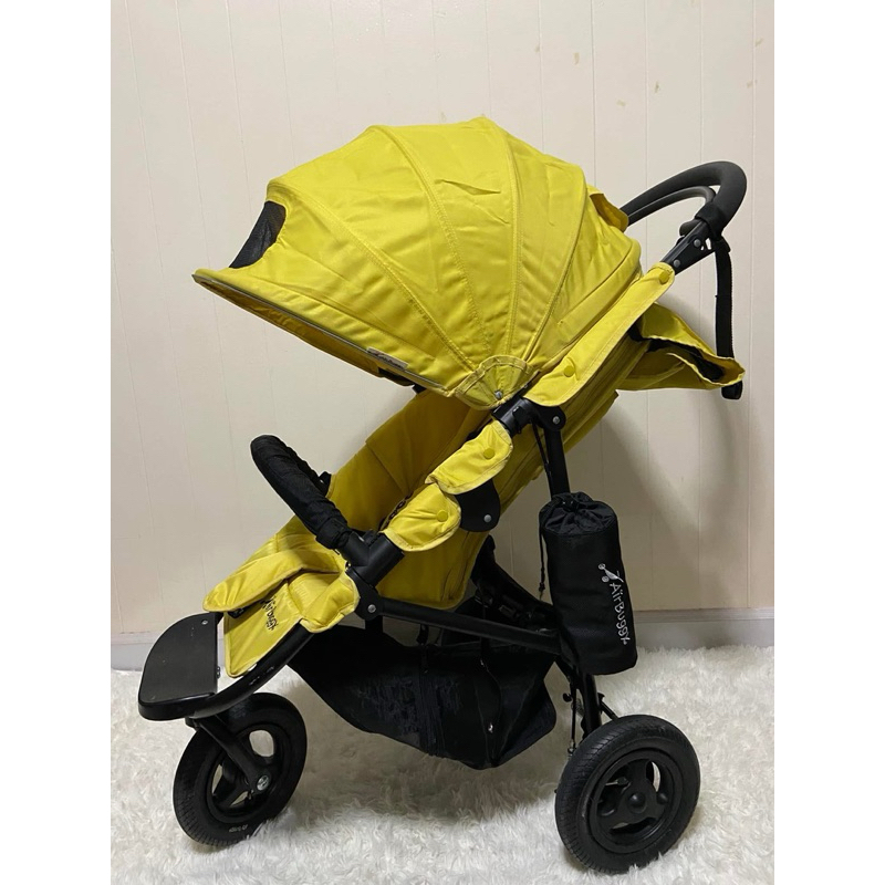 🔥ลดพิเศษ🔥 รถเข็นเด็กแรกเกิด Air buggy coco สีเหลือง สภาพ90% แถมที่สูบลมให้ค่ะ