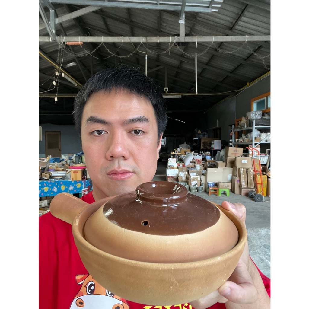 หม้อดินแบบมีด้ามจับพร้อมฝา หม้อกุ้งอบวุ้นเส้น หม้อกระเพาะปลา ขนาด 7 นิ้ว หรือ 750ml สีเข้ม ใช้ได้กับ เตาแก๊ส เตาไฟฟ้า เต ราคา ถูกที่สุด ดีลบีเคเค แกลเลอรีภาพที่ 6
