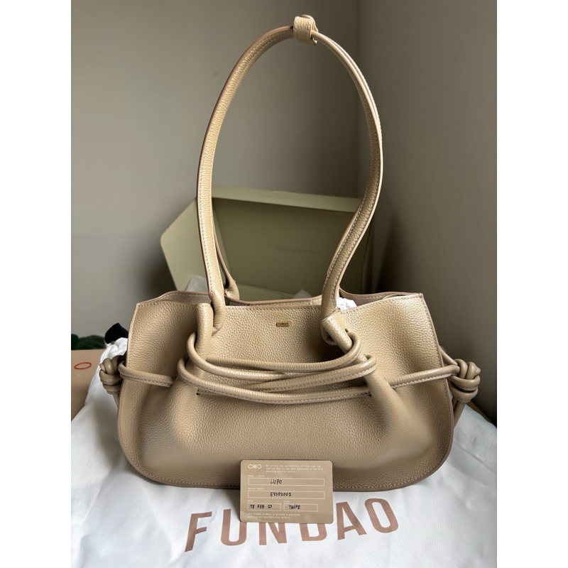 กระเป๋า FUNDAO รุ่น Lupo