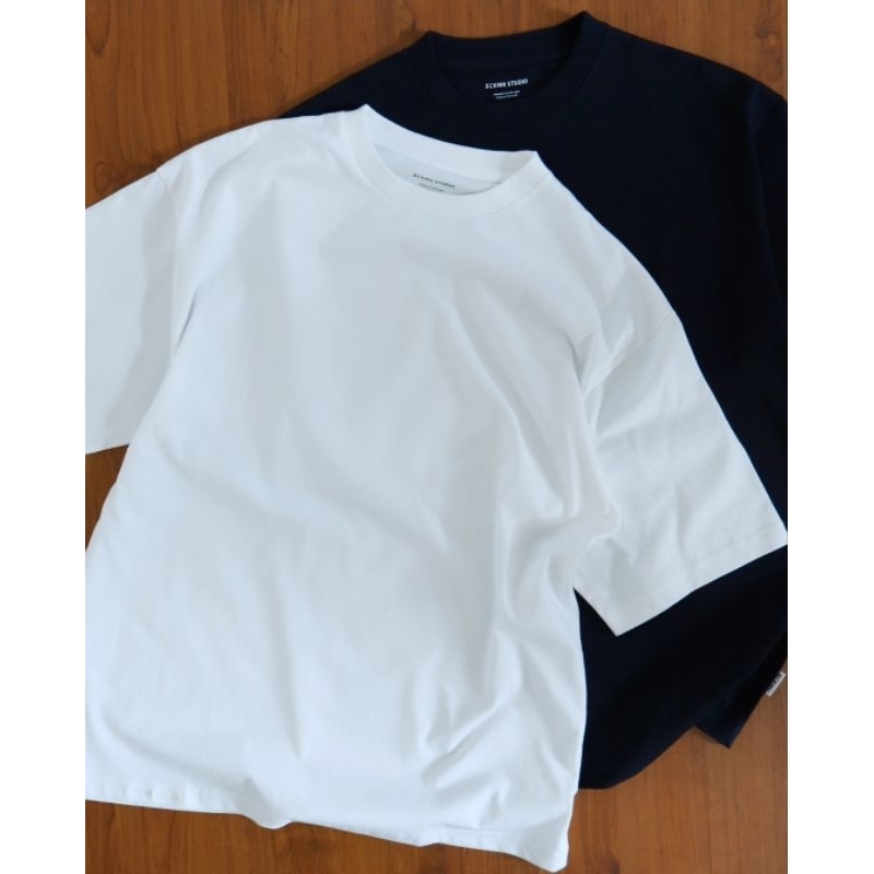 ESSENCE OVERSIZE TEE BCKMN STUDIO