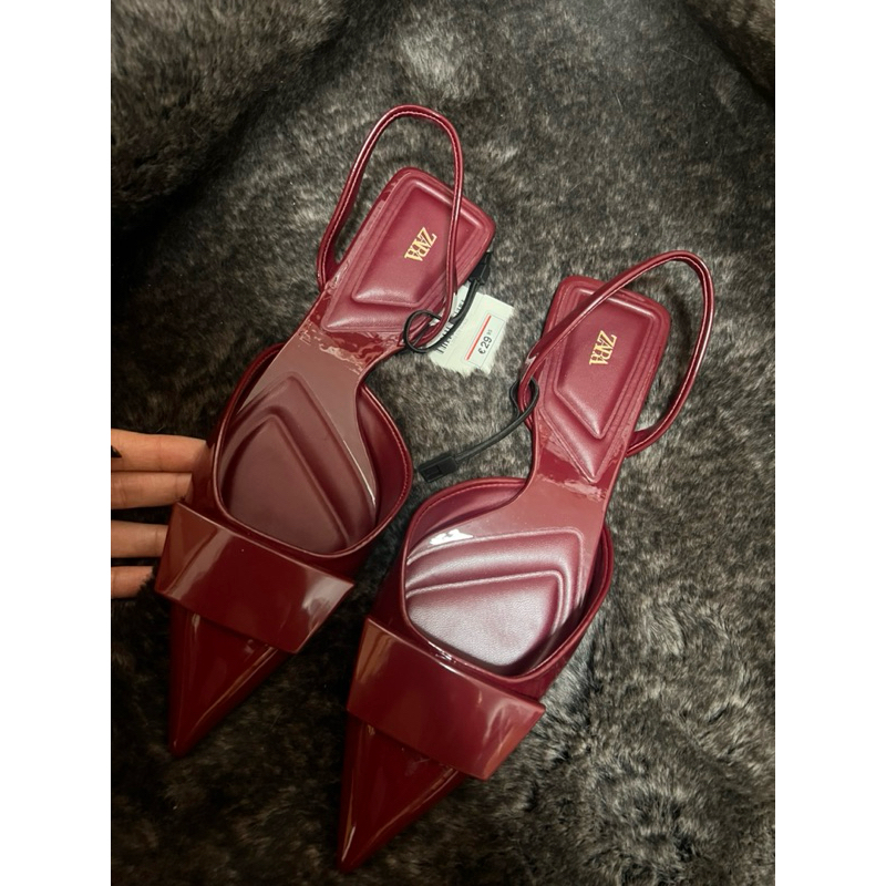 ส่งด่วนกทม📌ZARAของแท้💯 รองเท้าส้นเตึ้ยPuหัวเเหลมรัดส้น SANDALS SLINGBACK Red Bergundy