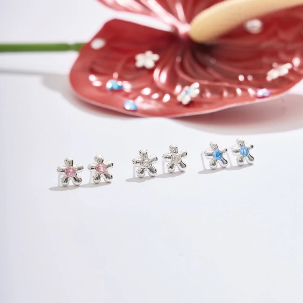 earika.earrings - jewel jasmine stud ต่างหูดอกไม้สีสัน ก้านเงินแท้ชุบทองคำขาว เหมาะสำหรับคนแพ้ง่าย