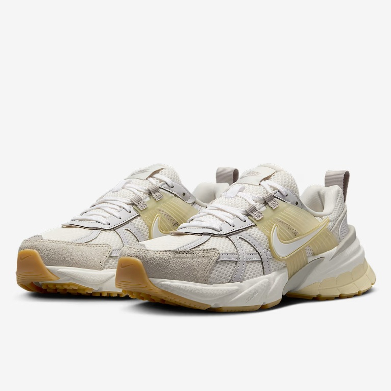 รองเท้าผู้หญิง Nike V2K Run ของแท้ ป้ายไทย